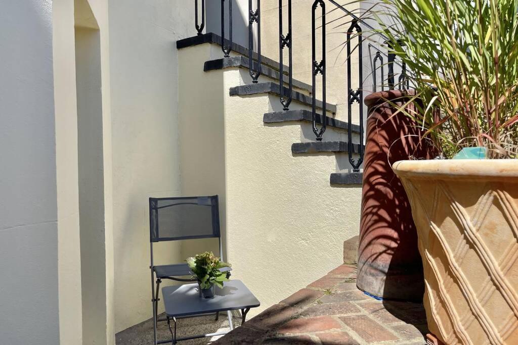 Lavender Apartment - Spacious Apartment Close To The Beach Deal Exterior photo
